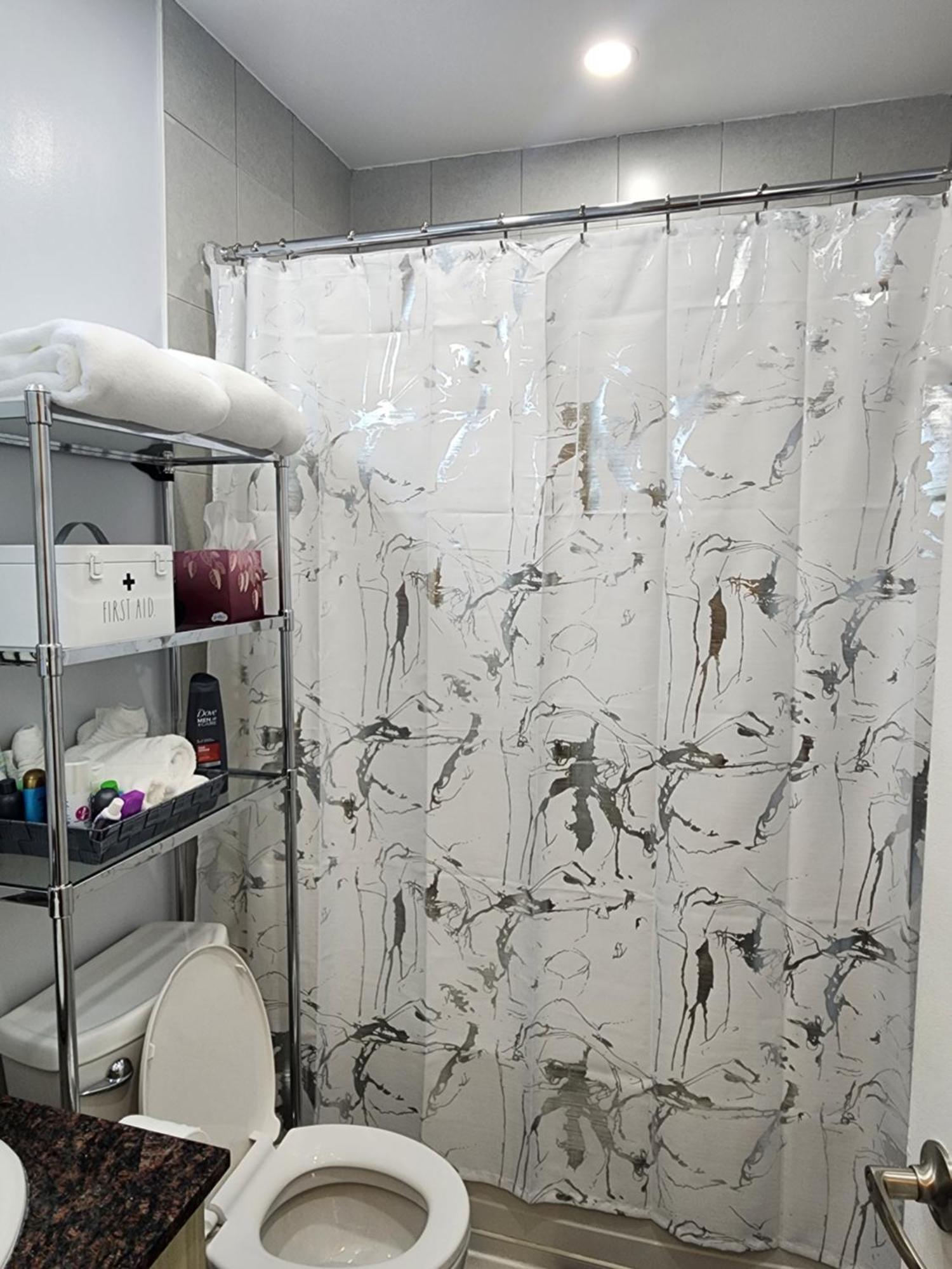 Beautiful Townhouse Near Yorkdale Mall, Wilson Subway Apartment Toronto Bagian luar foto